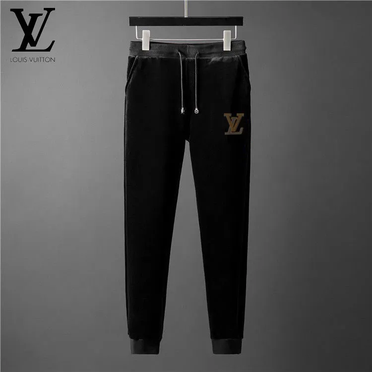 🅿️420 [LV Louis Vuitton] (double-sided gold velvet) hot-selling suit is coming. Focus on the original version of the official website. 2025 new hot-selling gold velvet suit. The original order is the best. 🇭🇰The meticulous work of top designers. Just for a fitting and perfect upper body effect. 100% all-natural high-quality gold velvet, close-fitting comfort, noble and elegant! Original hardware embodies elegance and nobility! Counter size: M-4XL (up to 200 pounds)